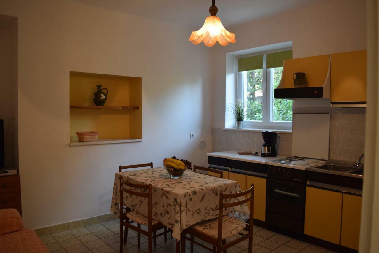 Apartmani Andela I Mladen Debelic Раб Экстерьер фото