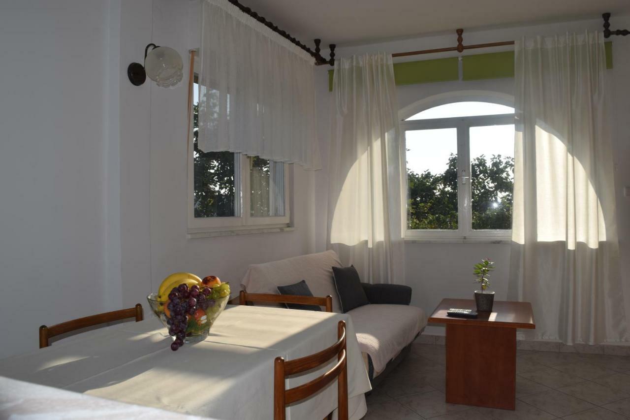 Apartmani Andela I Mladen Debelic Раб Экстерьер фото